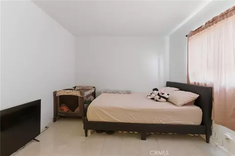 Bedroom - 9302 Jacaranda, Hesperia, CA 92345 photo 1 of 10