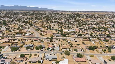 View/Area - 9302 Jacaranda, Hesperia, CA 92345 photo 11 of 12