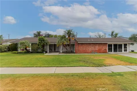 708 El Mirador Dr, Fullerton, CA 92835