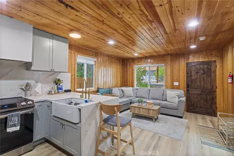 Other - 547 Holmes, Sugarloaf, CA 92386 photo 2 of 8