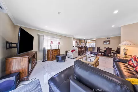 Living - 814 E Sandpoint Ct, Carson, CA 90746 photo 5 of 7