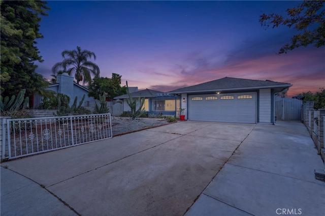 2204 Wilkie Dr, Pomona, CA 91767
