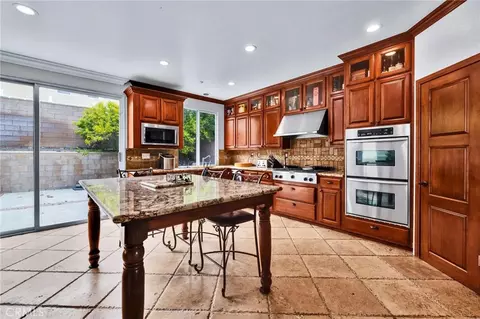 Kitchen - 7471 Freeport, Fontana, CA 92336 photo 1 of 4