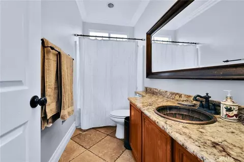 Bath - 7471 Freeport, Fontana, CA 92336 photo 1 of 2
