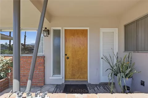 Entry Way - 933 N N Pne, Rialto, CA 92376 photo 1 of 3