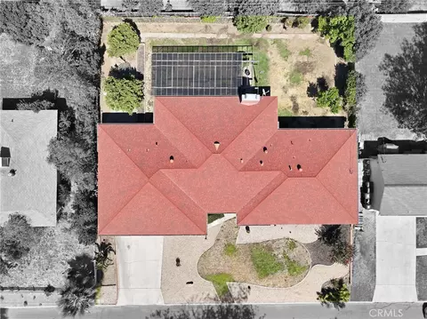 View/Area - 933 N N Pne, Rialto, CA 92376 photo 2 of 3