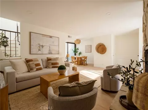8125 Redlands St #109, Playa Del Rey, CA 90293