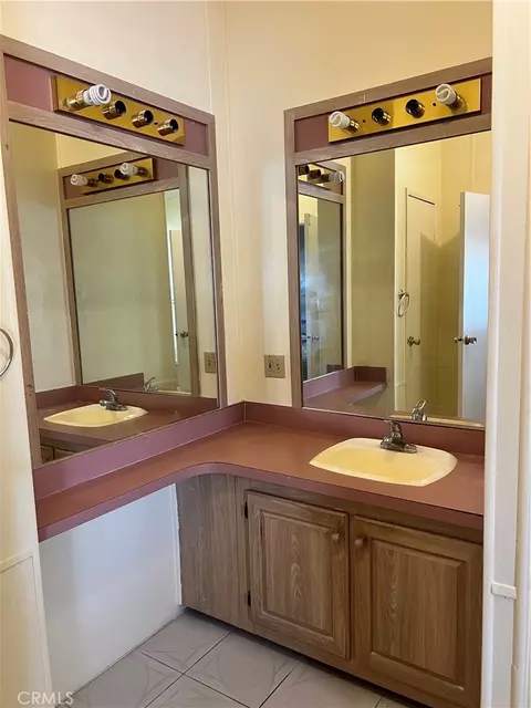 16707 Garfield Ave #2008, Paramount, CA 90723 photo 13