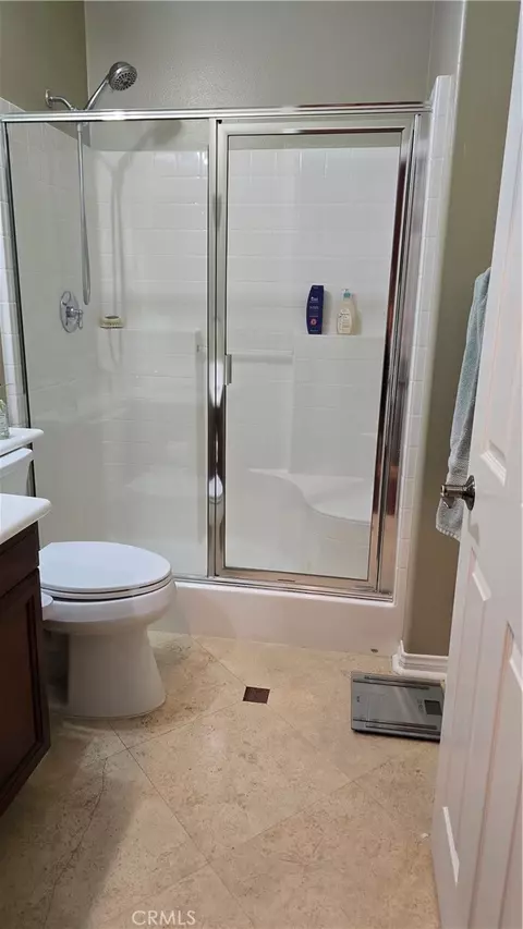 Bath - 5406 Duncaster Pl, Rancho Cucamonga, CA 91739 photo 2 of 3