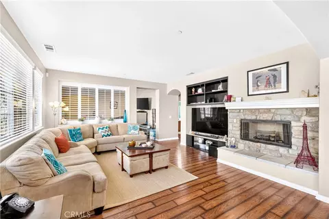 Living - 5406 Duncaster Pl, Rancho Cucamonga, CA 91739 photo 2 of 3