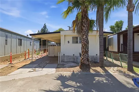 5000 Pierce Rd #5, Bakersfield, CA 93308