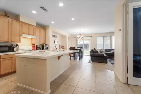 Entry Way - 984 Queen Annes, Beaumont, CA 92223 photo 3 of 3