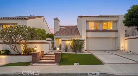 25011 Luna Bonita Dr, Laguna Hills, CA 92653