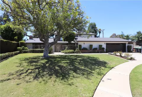 2706 Madonna Dr, Fullerton, CA 92835