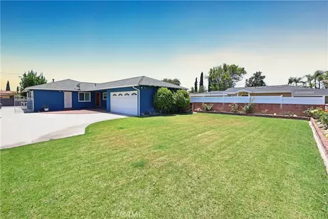 Exterior - 7641 Nada St, Downey, CA 90242 photo 10 of 10