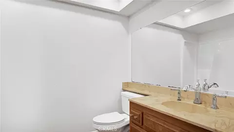 Bath - 9817 Sun Valley Dr, Montclair, CA 91763 photo 3 of 6