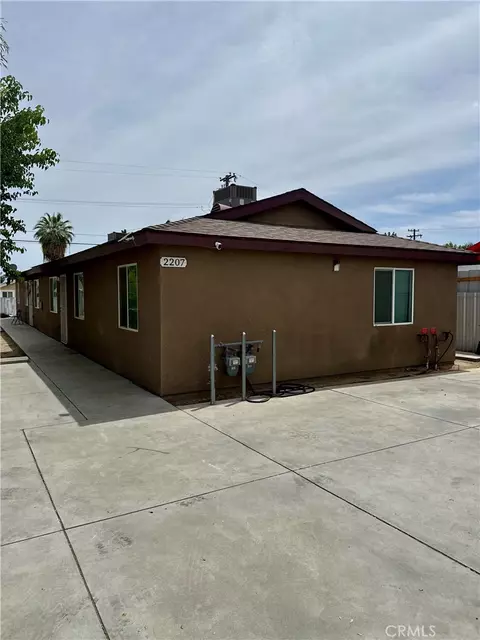 2207 Monterey, Bakersfield, CA 93306