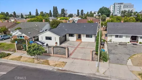 8109 Greenbush Ave, Panorama City, CA 91402