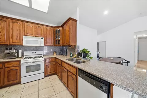 14671 Allison, Adelanto, CA 92301 photo 12