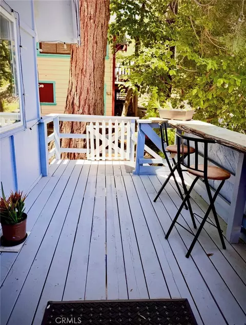 Exterior - 445 Redwood Dr, Crestline, CA 92325 photo 11 of 11