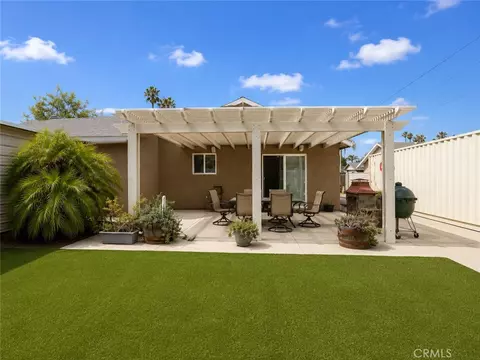 811 E Saint James Ave, Orange, CA 92865 photo 16