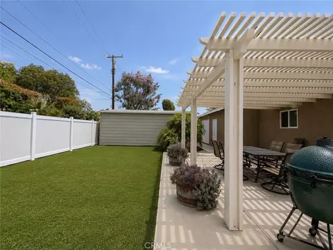 811 E Saint James Ave, Orange, CA 92865 photo 13