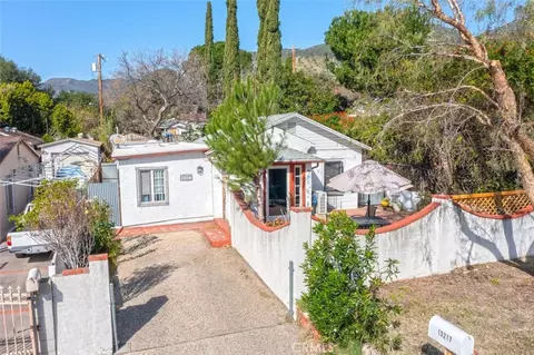 13217 Raven, Sylmar, CA 91342