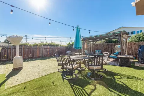 Exterior - 4240 E 15th, Long Beach, CA 90804 photo 5 of 7