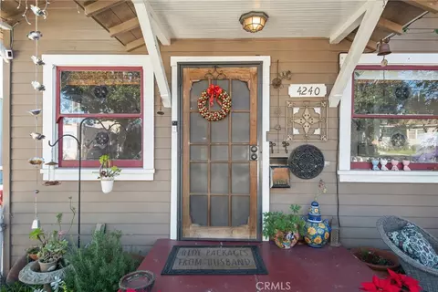 Exterior - 4240 E 15th, Long Beach, CA 90804 photo 3 of 7