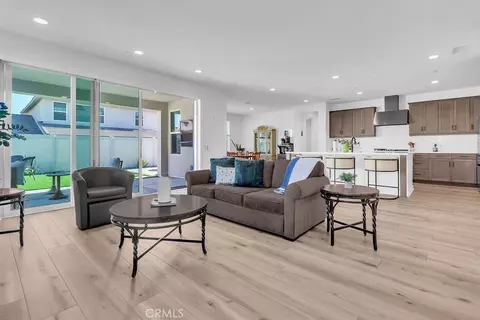 Other - 18100 Tableau, Saugus, CA 91350 photo 3 of 11
