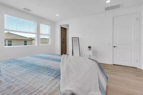 Bedroom - 18100 Tableau, Saugus, CA 91350 photo 7 of 7