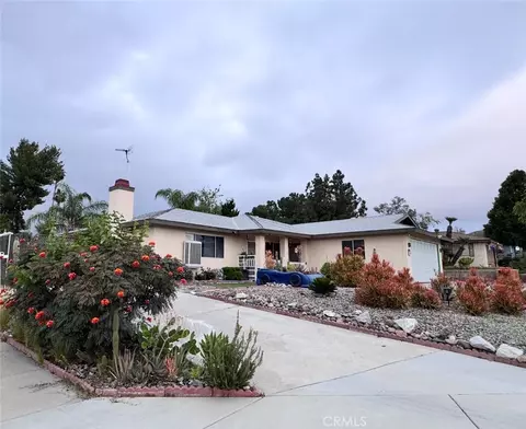 2350 Thata, Hemet, CA 92544