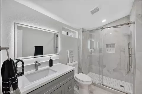Bath - 248 W N, Colton, CA 92324 photo 3 of 3