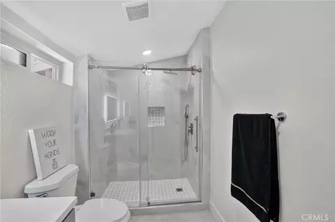 Bath - 248 W N, Colton, CA 92324 photo 2 of 3