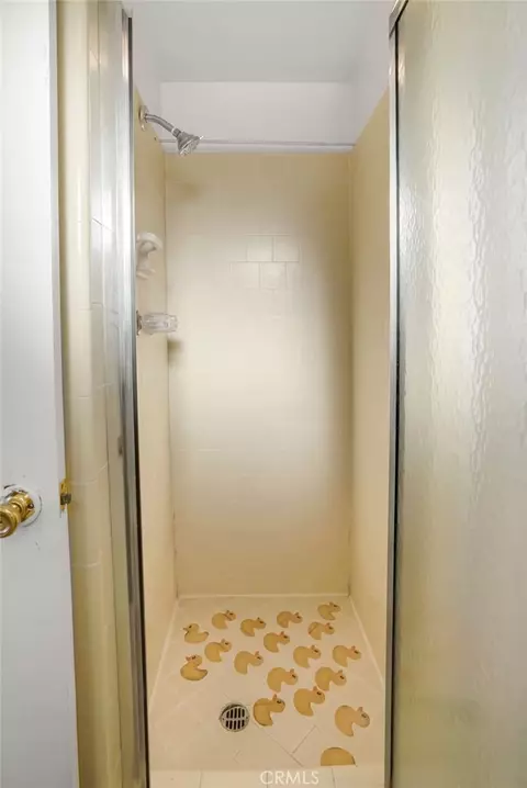 Bath - 1538 Amador Ave, Ontario, CA 91764 photo 3 of 6