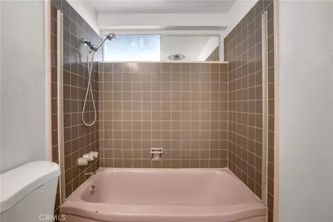 Bath - 1538 Amador Ave, Ontario, CA 91764 photo 6 of 6