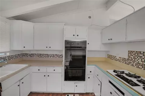 Kitchen - 1538 Amador Ave, Ontario, CA 91764 photo 4 of 6