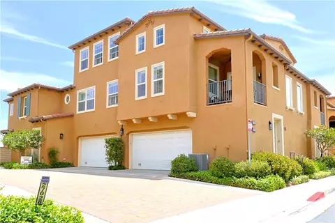 27022 Pebble Bch, Valencia, CA 91381