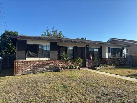 11864 Hopland, Norwalk, CA 90650