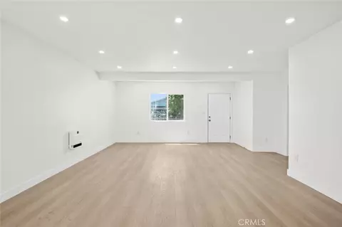 Living - 13409 S Largo Ave, Compton, CA 90222 photo 4 of 4
