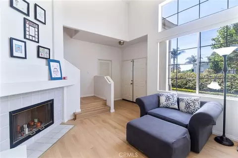 4560 Montecito Dr, La Palma, CA 90623