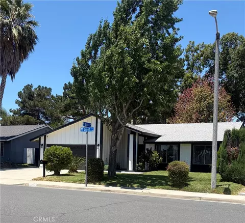 6152 Grant St, Chino, CA 91710