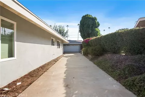 1185 La Subida Ct, Riverside, CA 92507 photo 2