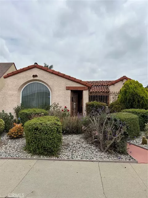 7032 2nd Ave, Los Angeles, CA 90043