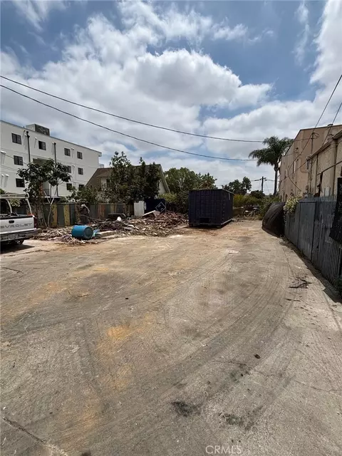 2429 Folsom St, Los Angeles, CA 90033