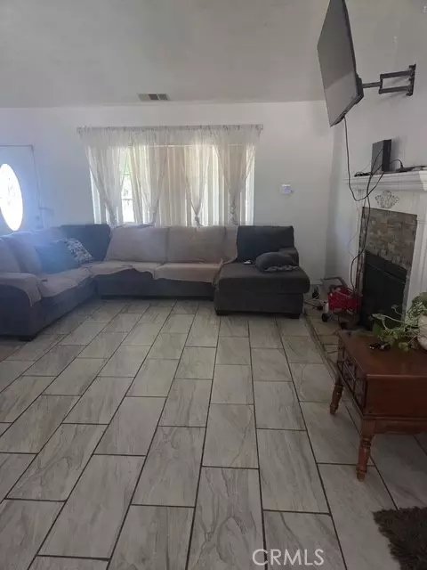 Entry Way - 7648 Jenkins, Hesperia, CA 92345 photo 1 of 3