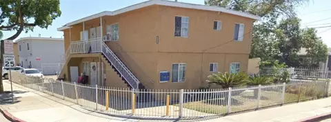 7701 Walker, Cudahy, CA 90201
