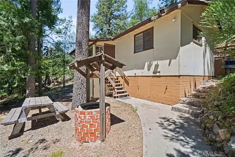 32800 Willow, Running Springs, CA 92382