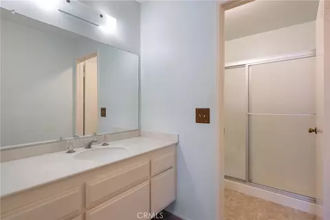 Bath - 753 Wagon Wheel, Brea, CA 92821 photo 1 of 3