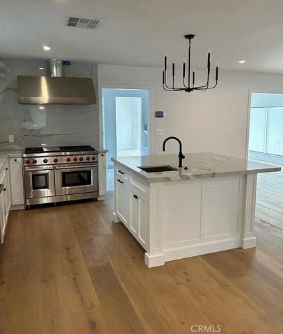 9505 Raviller, Downey, CA 90240